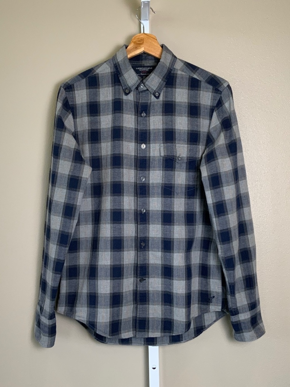 American Eagle Outfitters Slim Fit Western Plaid Button Down Oxford Shirt